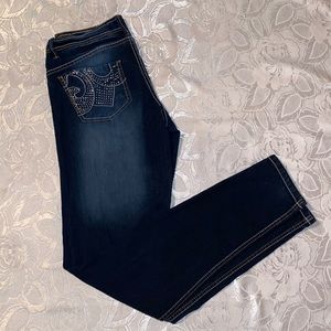 Dereon Dark Blue Jeans